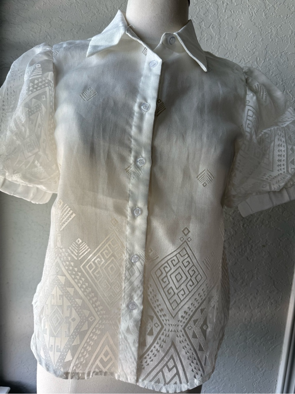 Gracia White Sheer Embroidered Puff-Sleeve Button Down Top
